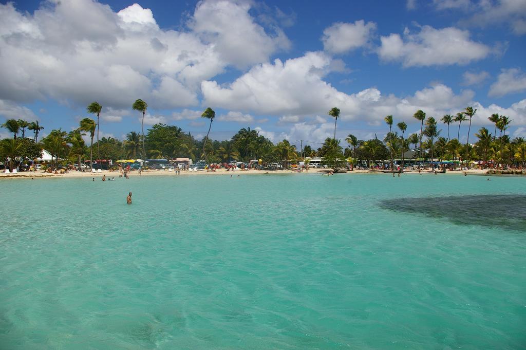 Kaz Creole Aventure Tropicale Insolite, Fibre, Jardin Et Jacuzzi Prives Сен Франсоа Екстериор снимка